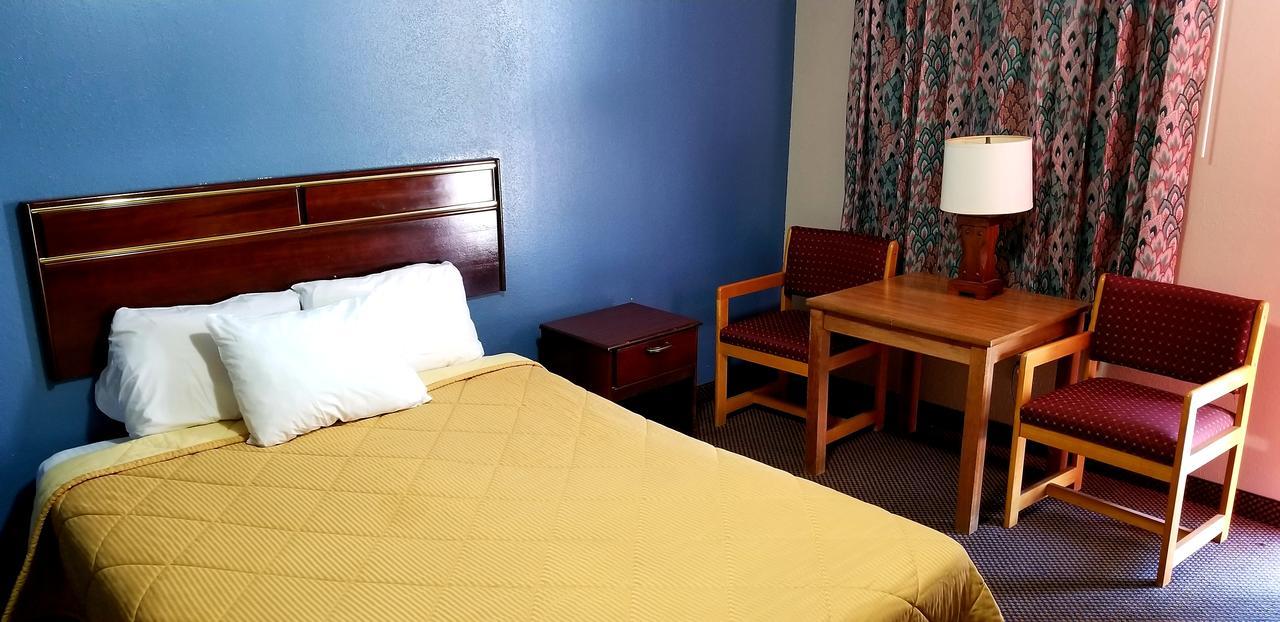 Continental Inn & Suites Conway Exteriör bild